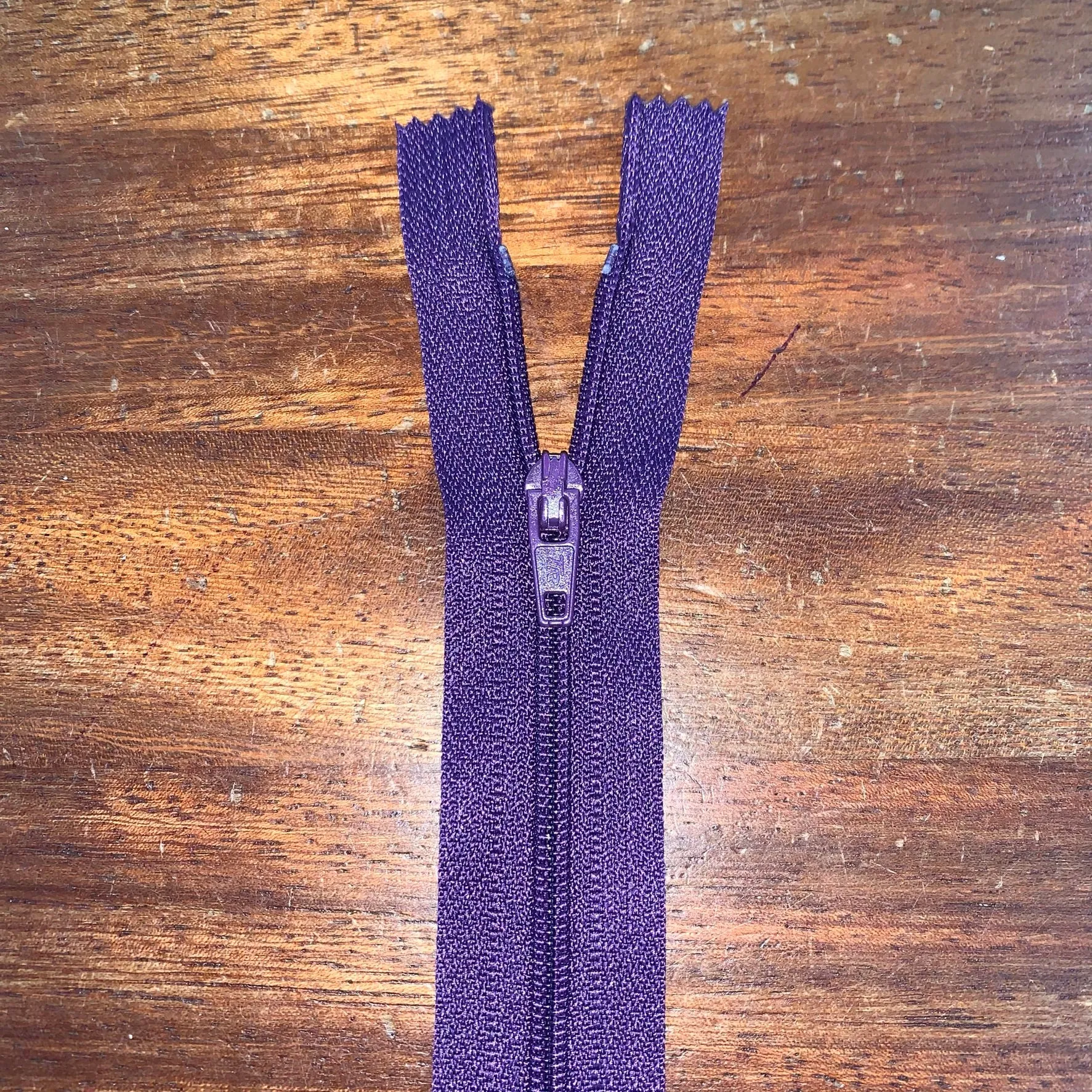 20" / 50cm Nylon Zip  - Select Colour New