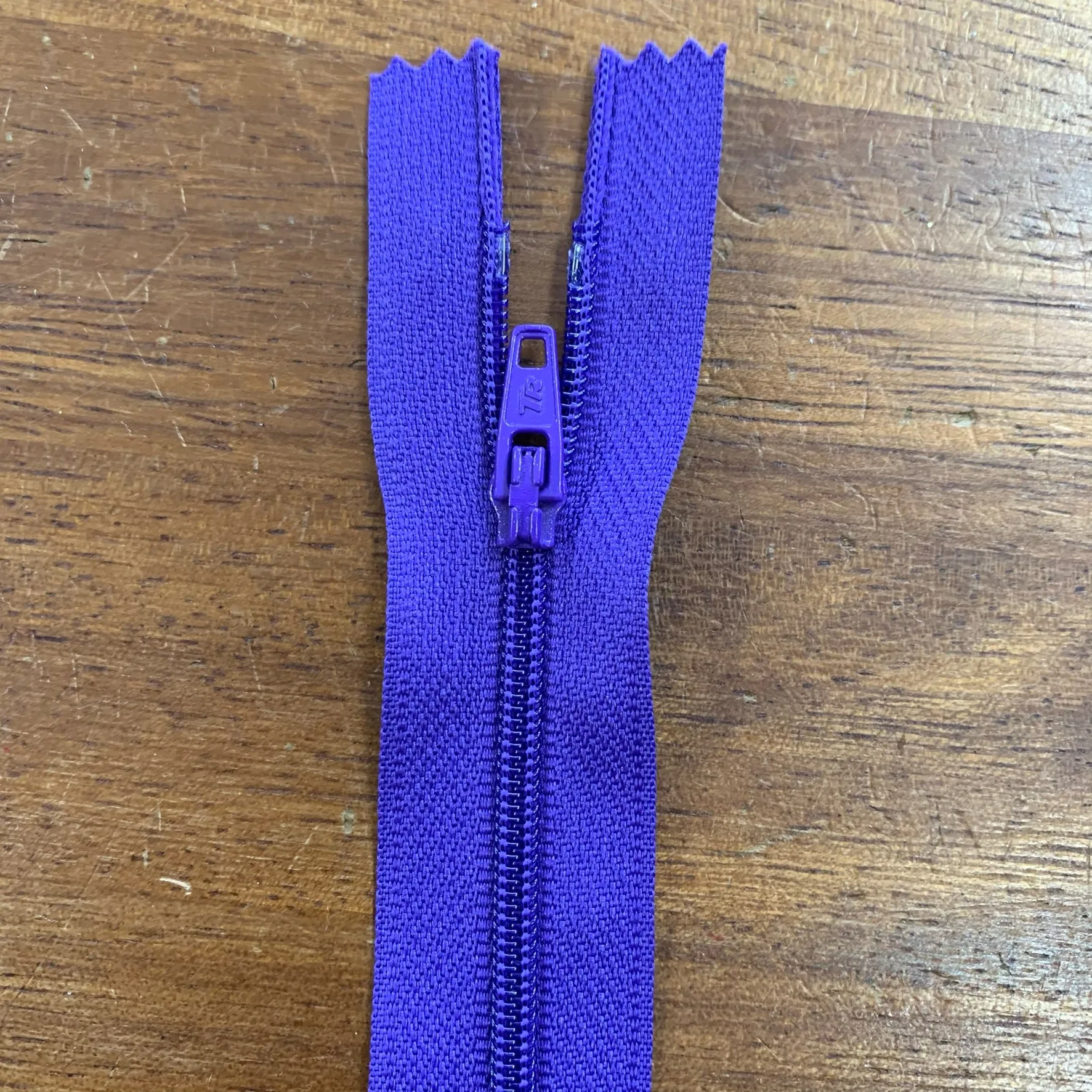 20" / 50cm Nylon Zip  - Select Colour New