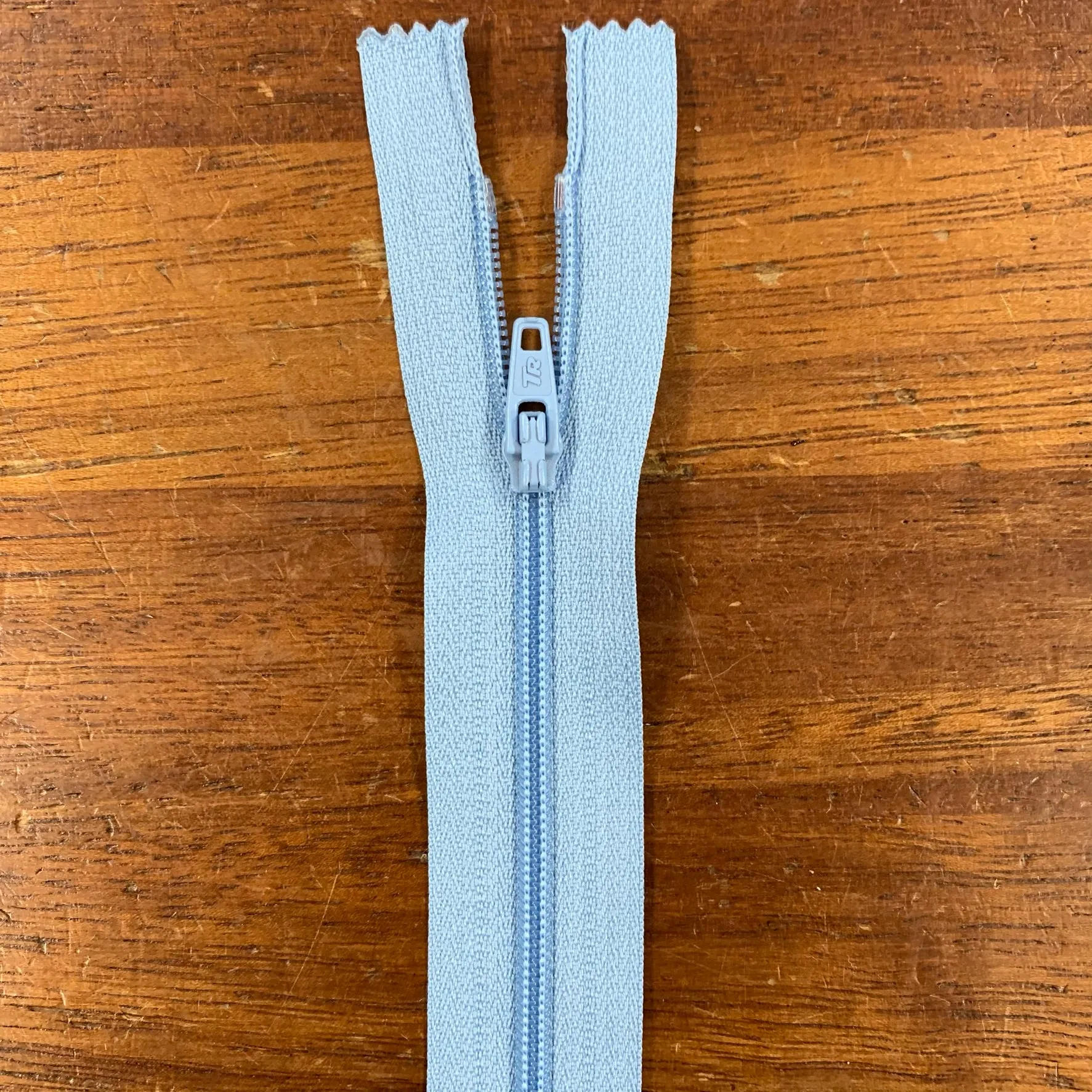 20" / 50cm Nylon Zip  - Select Colour New