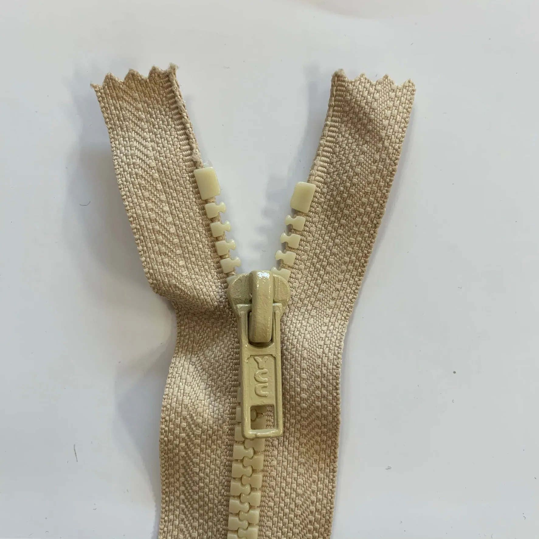 5" / 13cm Chunky Nylon Zip  - Select Colour NEW