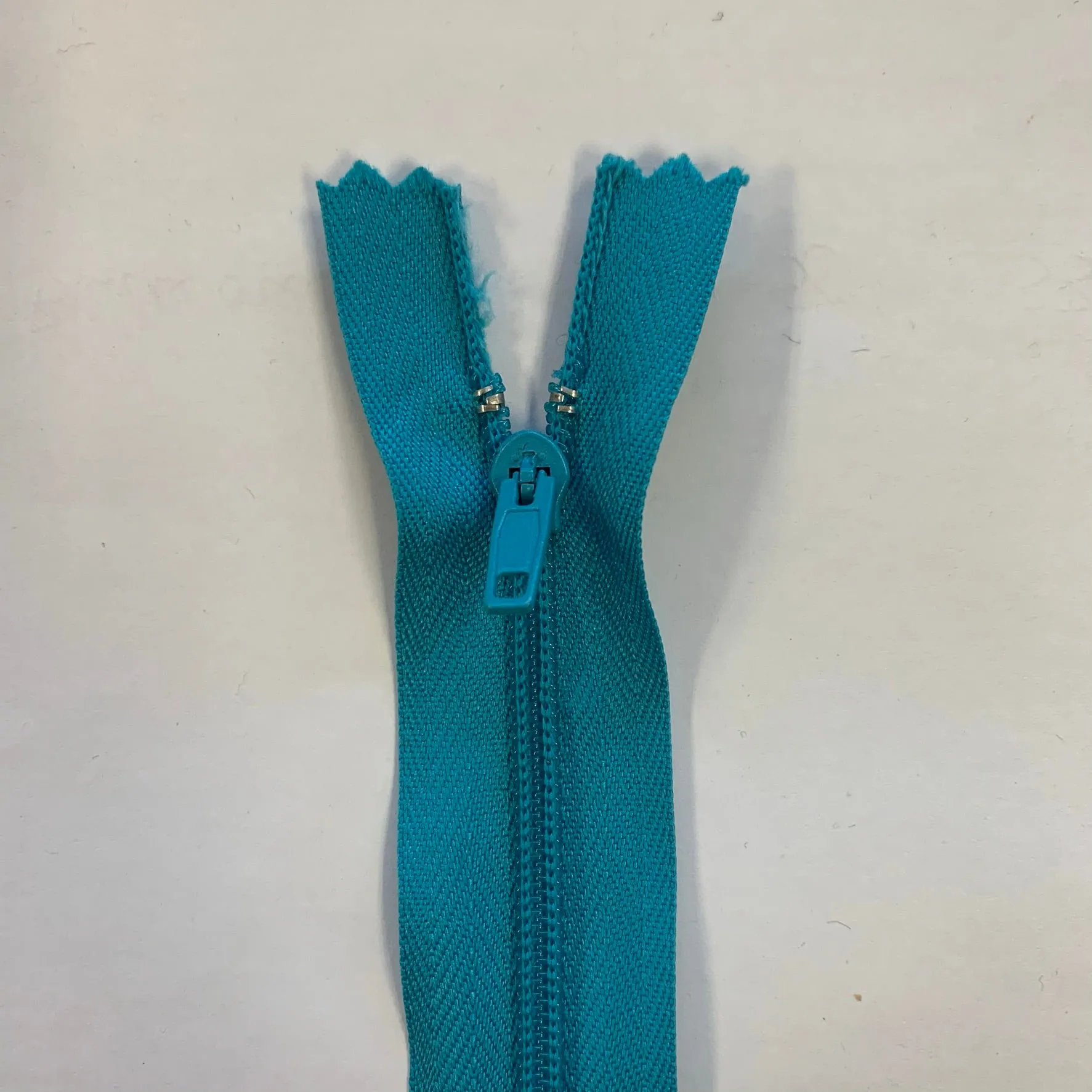 8" / 20cm Nylon Zip  - Select Colour