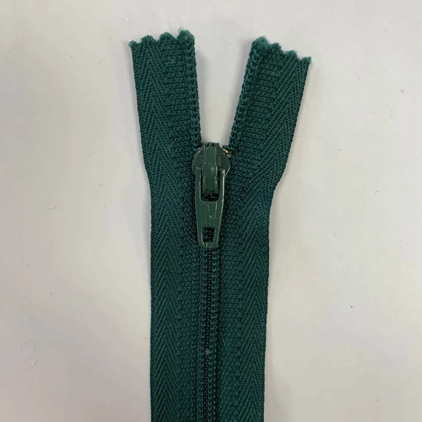 8" / 20cm Nylon Zip  - Select Colour