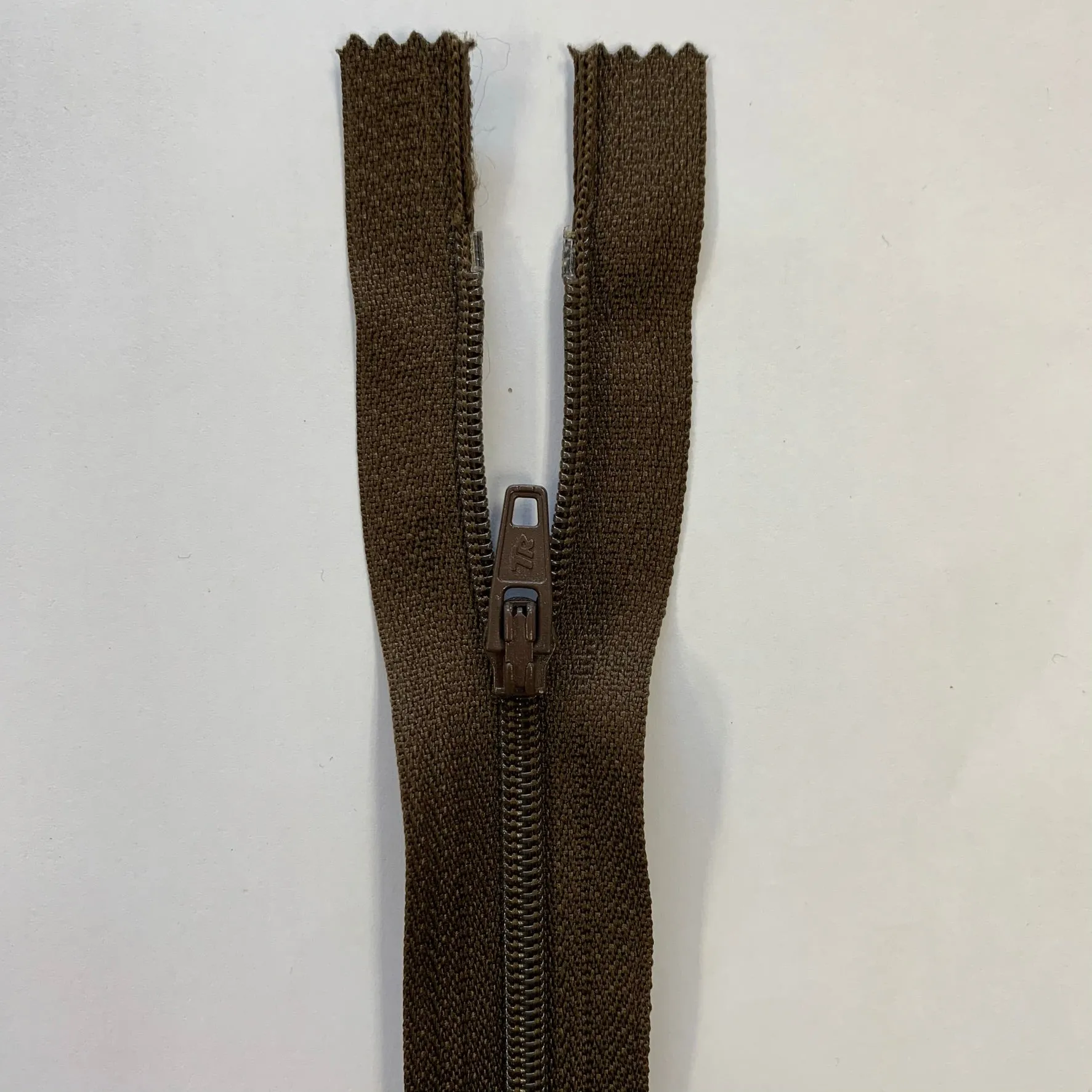 8" / 20cm Nylon Zip  - Select Colour