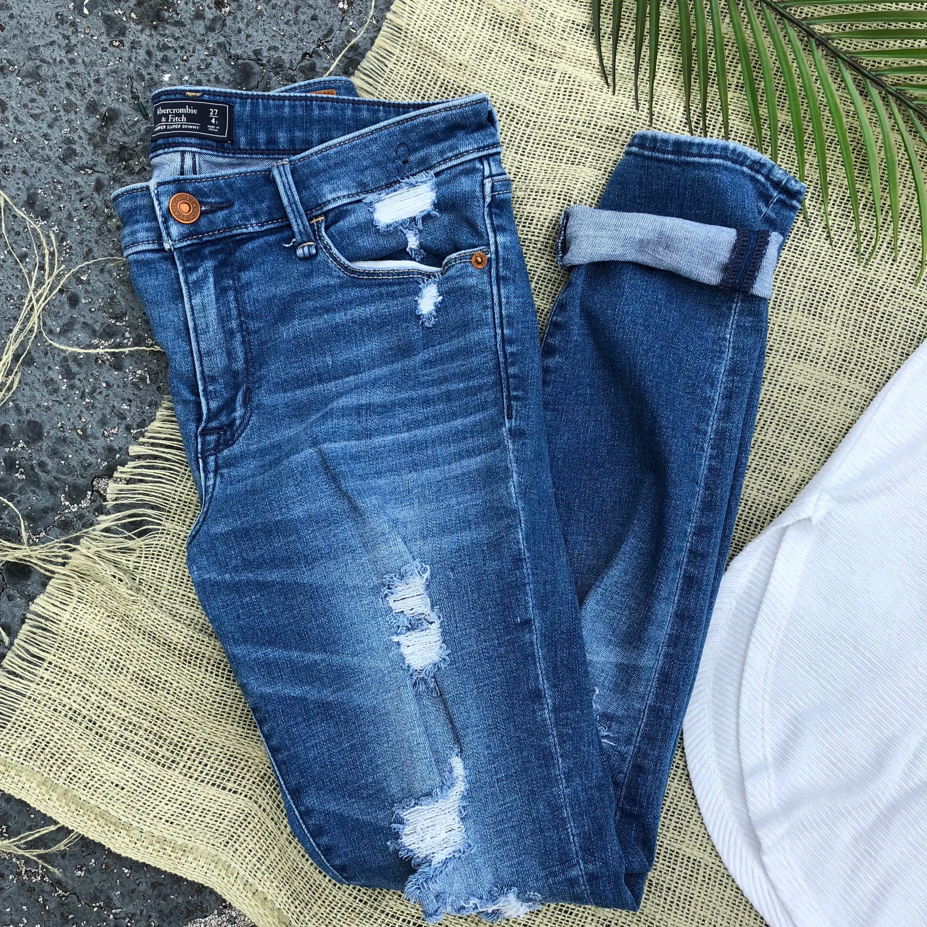 A&F Skinny Jeans - Size 27