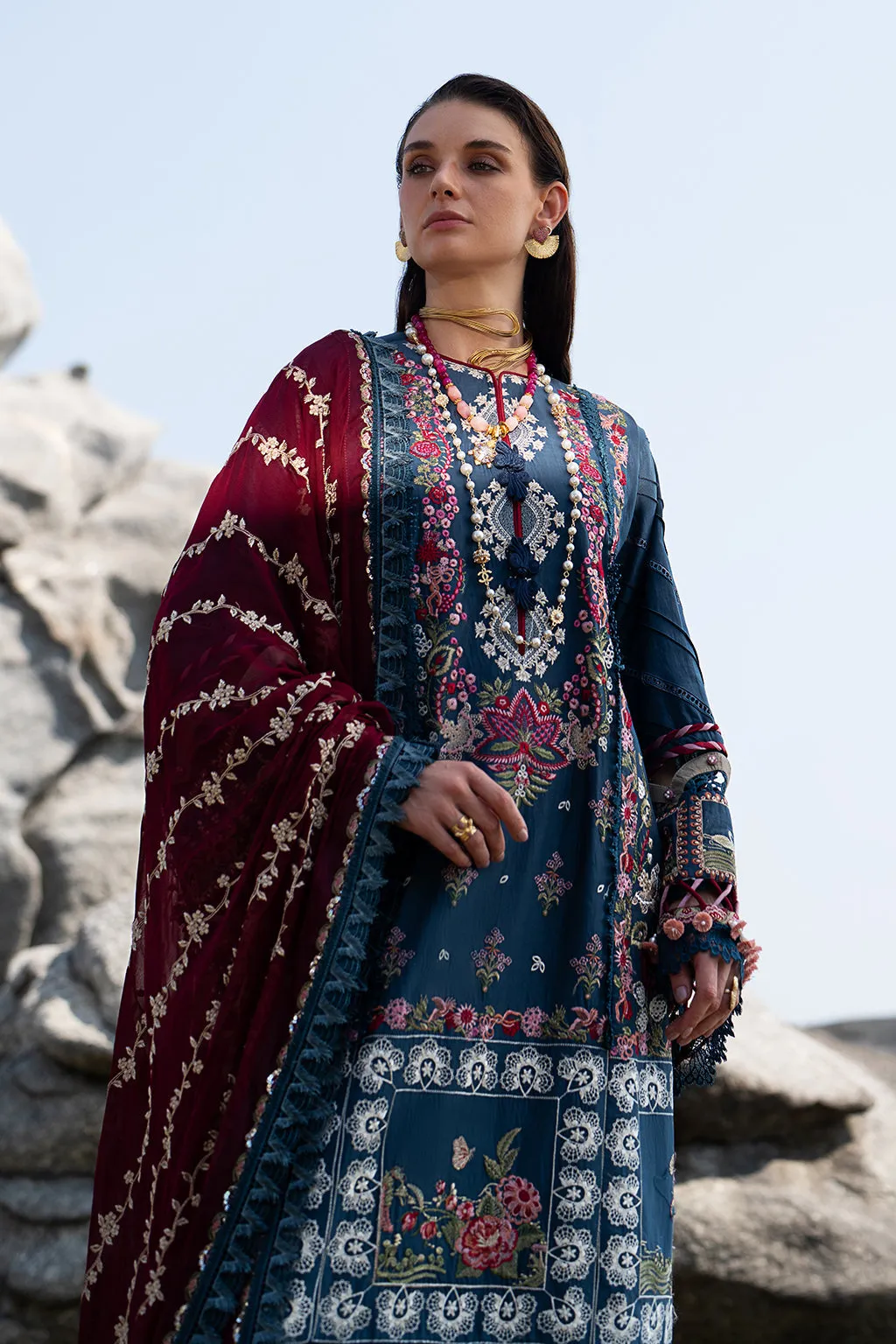 AJR Alif Signature Luxury Lawn by Abbas Jamil Rajpoot – Ayra