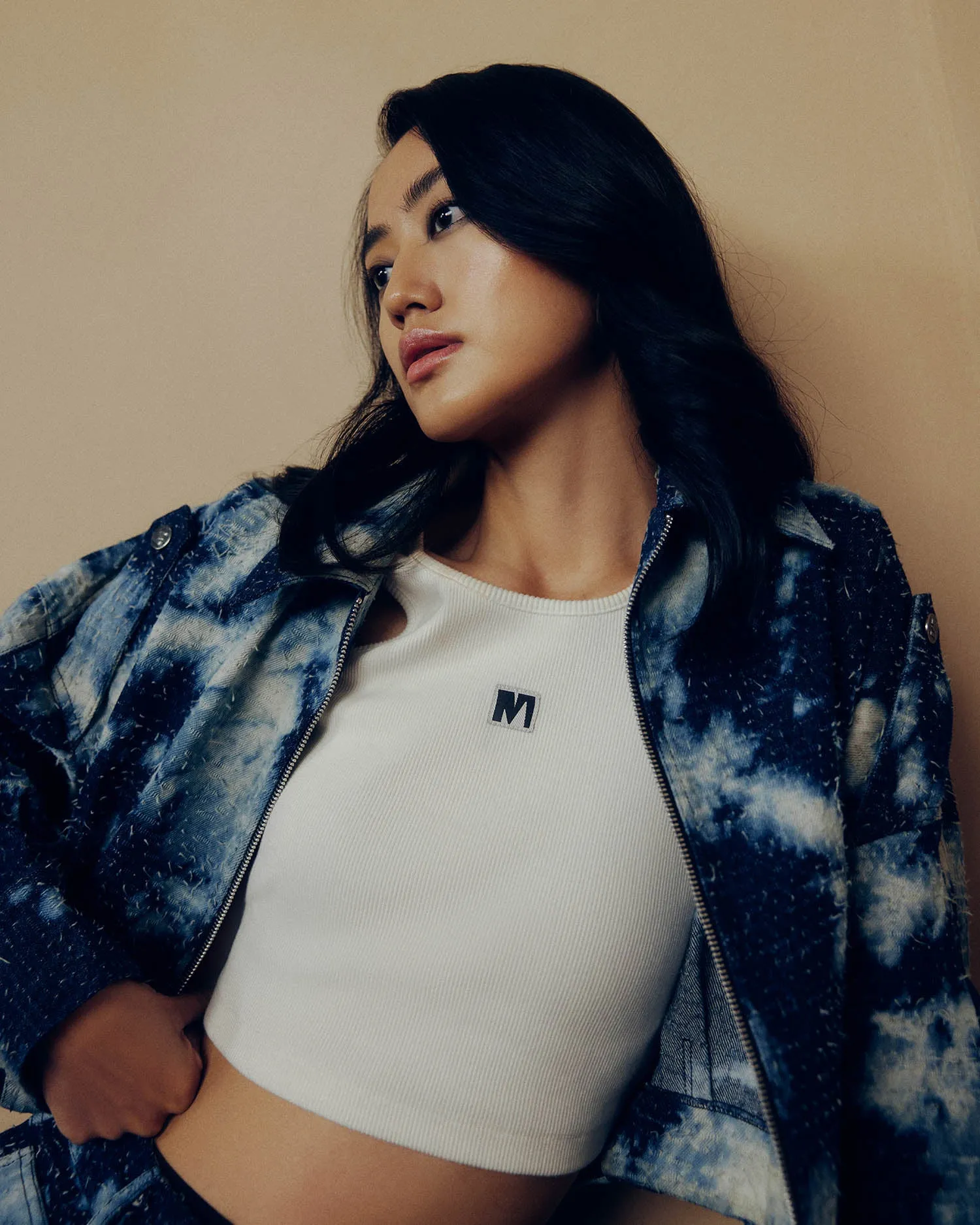 DISTRESSED DENIM CLOUDWASH JACKET