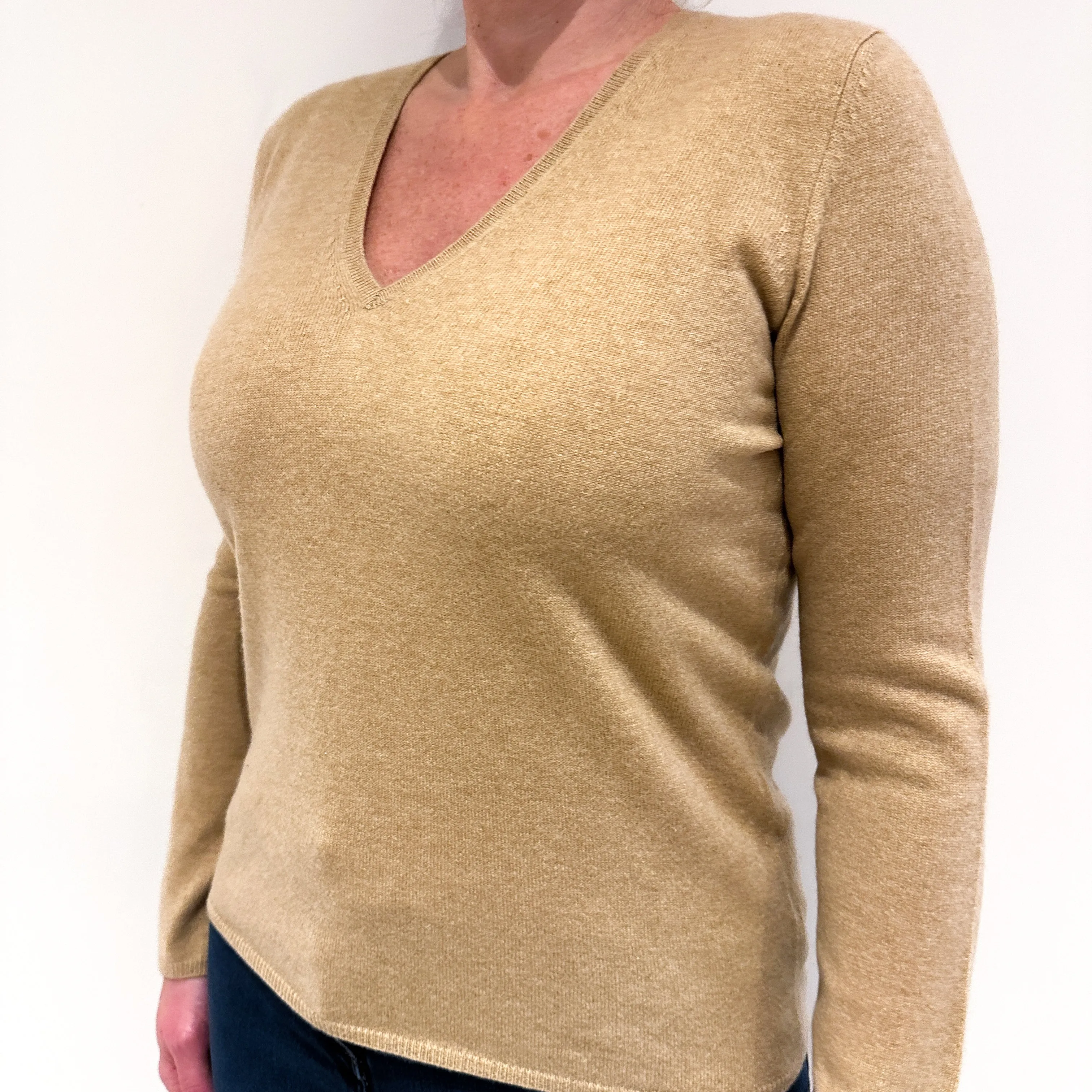 Fudge Brown Cashmere V Neck Jumper Large