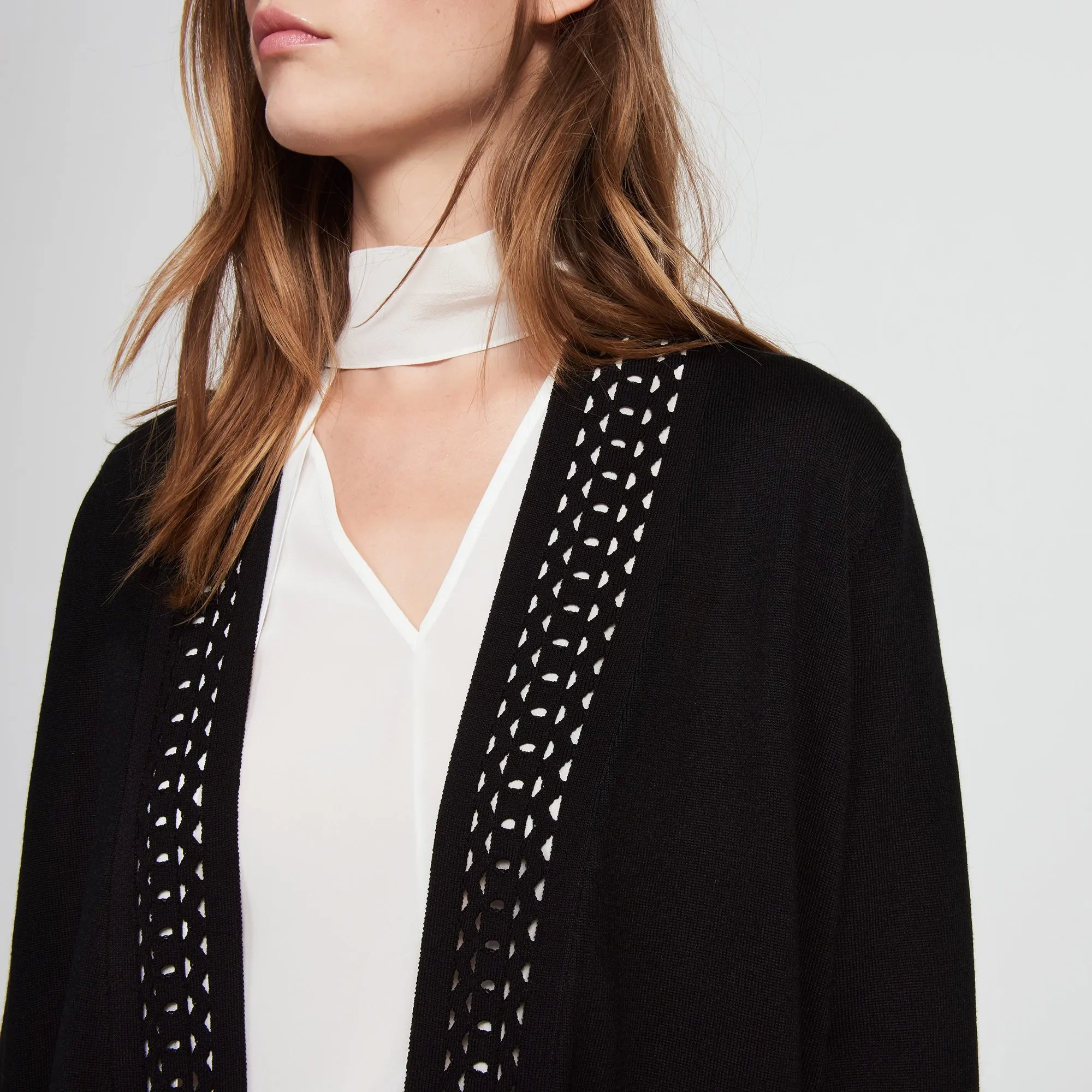 Gilet en laine mélangé jeux de découpes