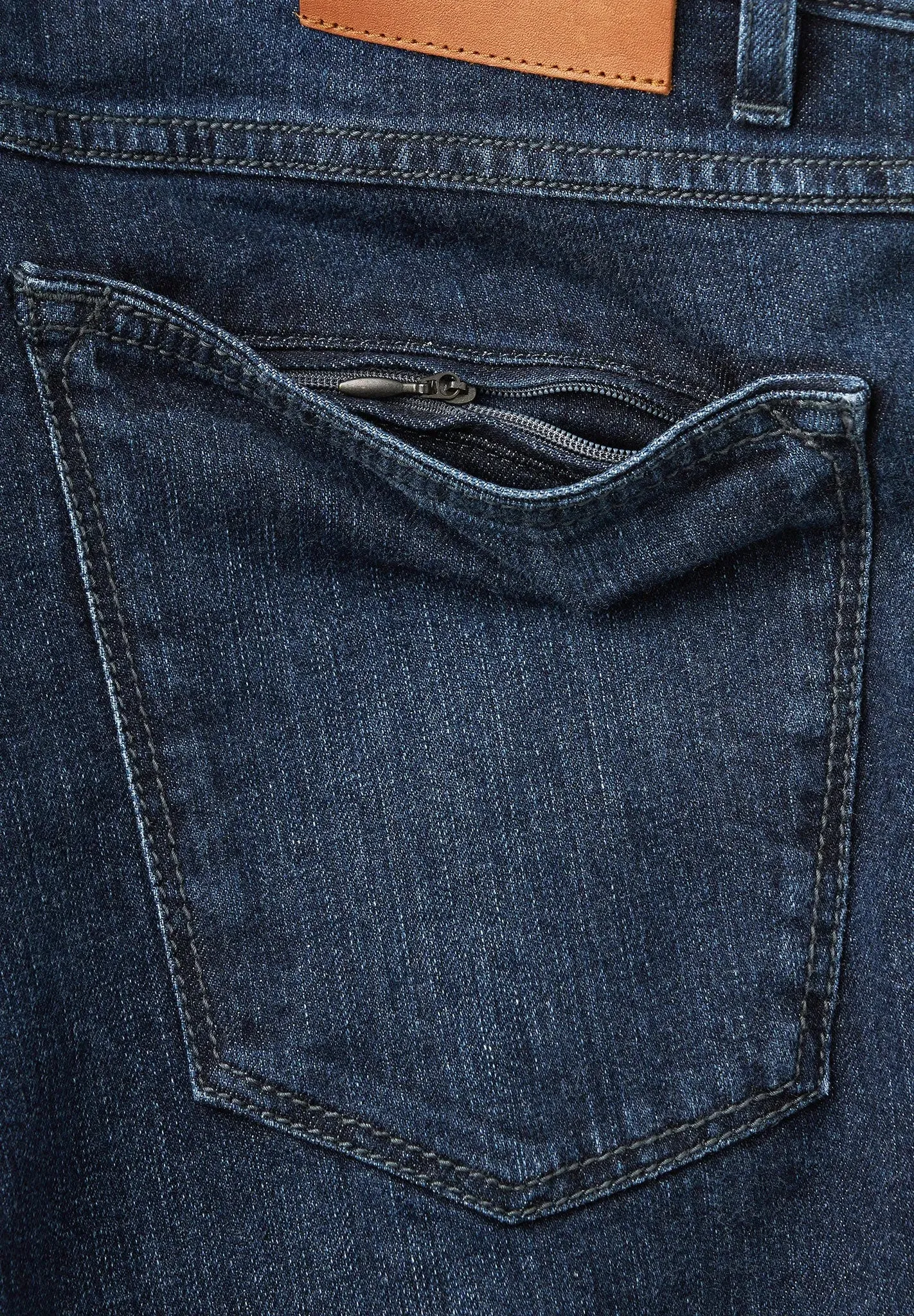 ID24788-Hiltl-Terence Indigo Jean