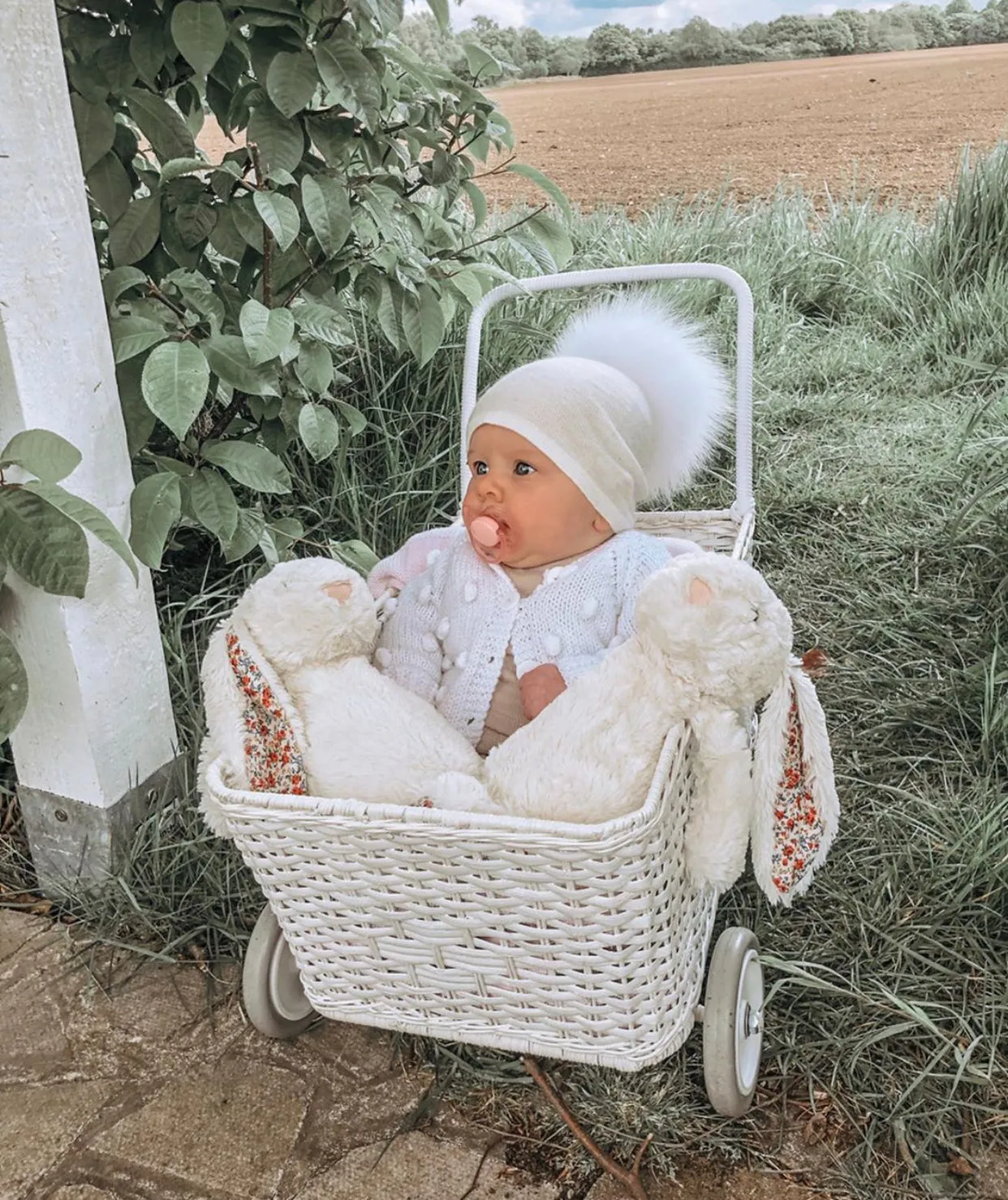 MI LOVES SIGNATURE LUXURIOUS FINE KNIT ANGORA HAT WITH FOX FUR POMPOM (with Bow)
