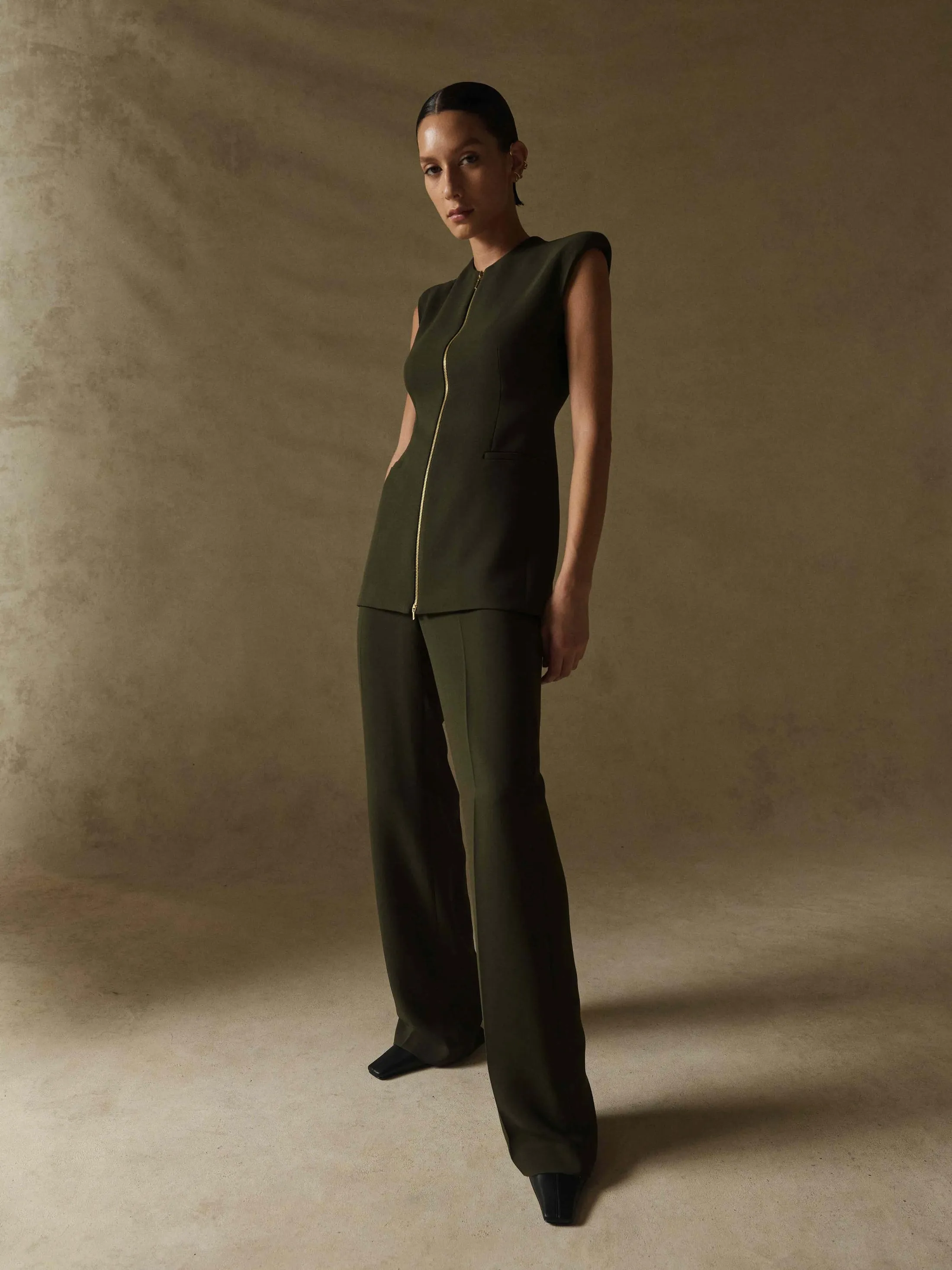 OLIVE FASHIONABLY ZIPPED GILET JACKET