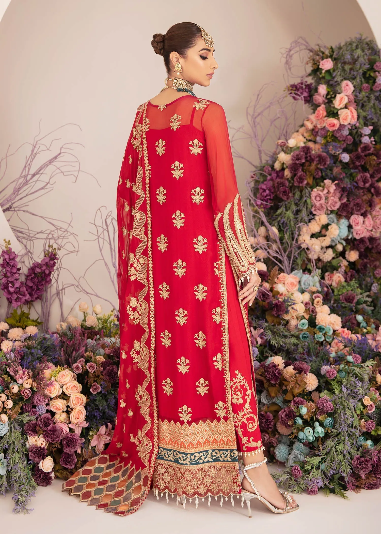 Serene Fleur Luxury Collection – S-1069 CAMELLIA