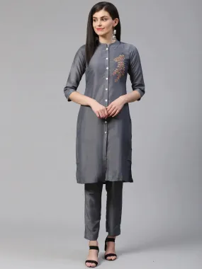 Women Grey Embroidered Solid Kurta With Trousers