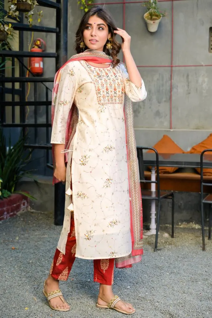 Women Multi Colored Embroidered Dupatta Set